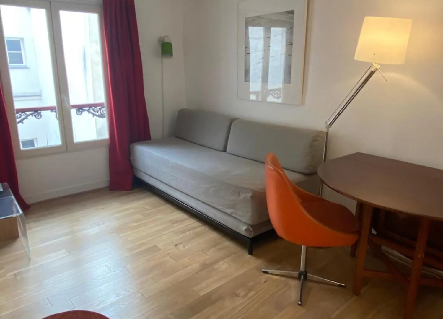 Marais With Mezzanine * Parijs